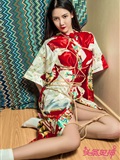 [Toutiao headline goddess] April 8, 2018 Feng Xuejiao 2m white sofa(47)